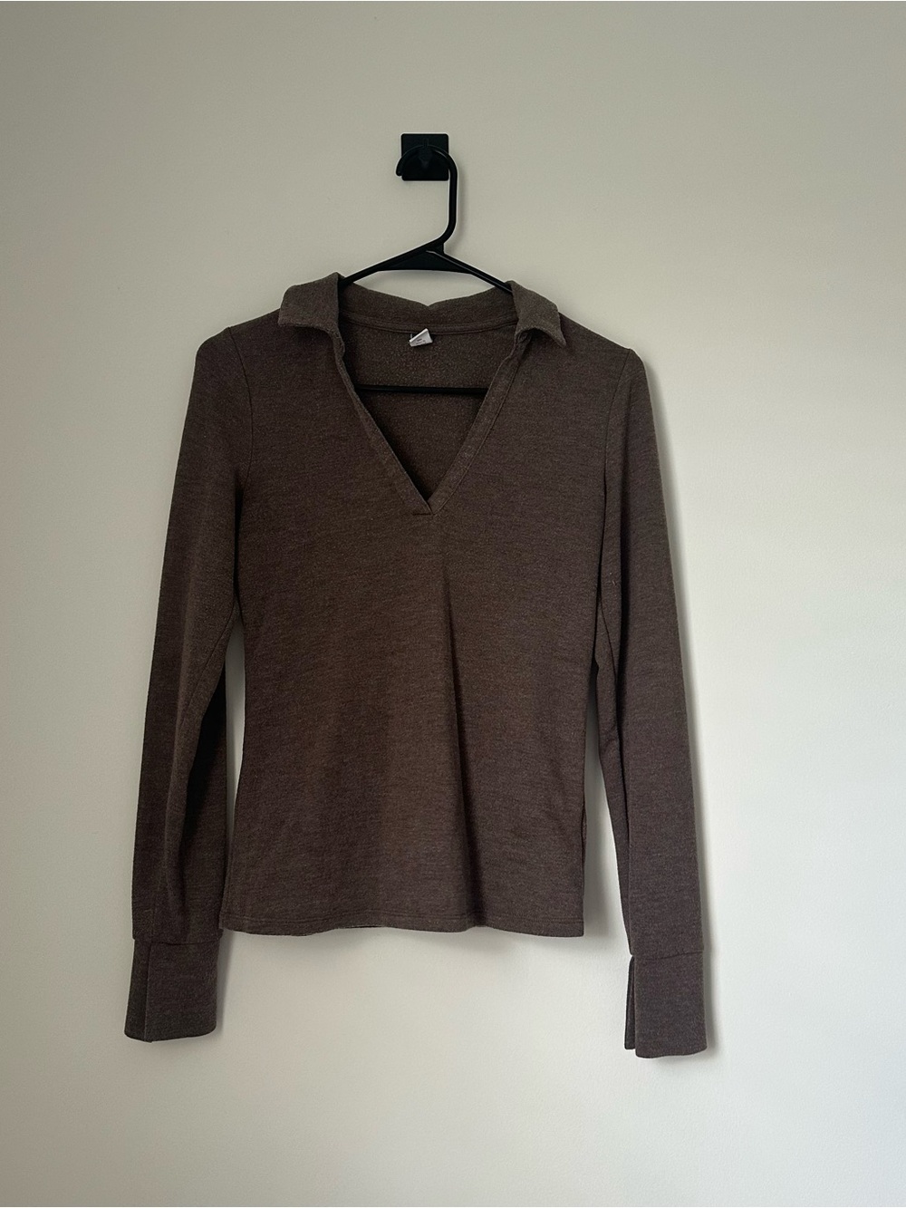 Old Navy Long-Sleeve V-Neck Top